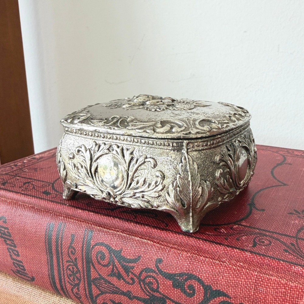 Vintage Japan Silver Tone Ornate Floral Rose Metal Trinket Jewelry Box Footed